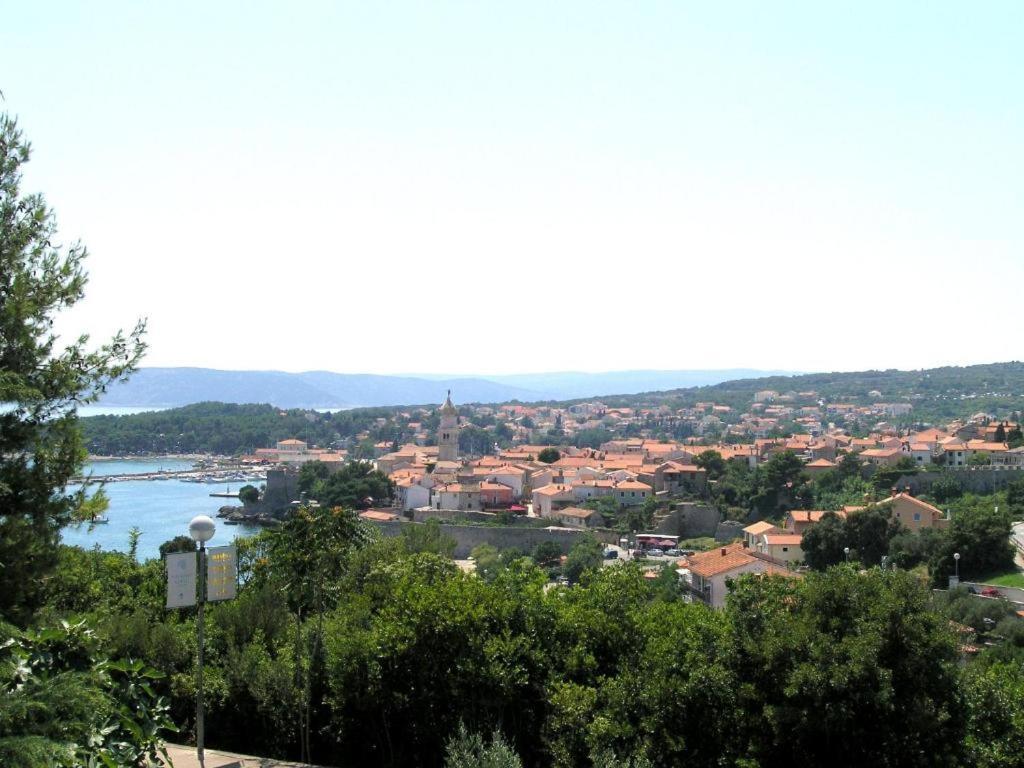 Apartment Krajacic Krk Town Bagian luar foto
