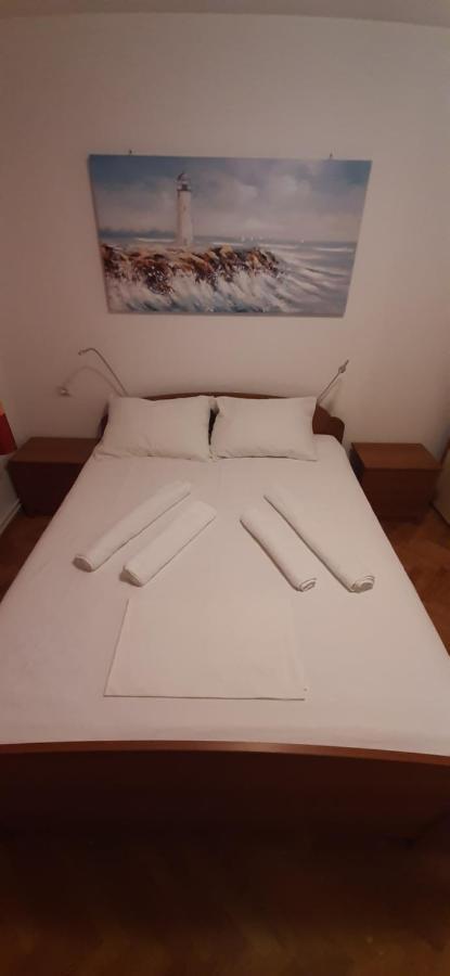 Apartment Krajacic Krk Town Bagian luar foto